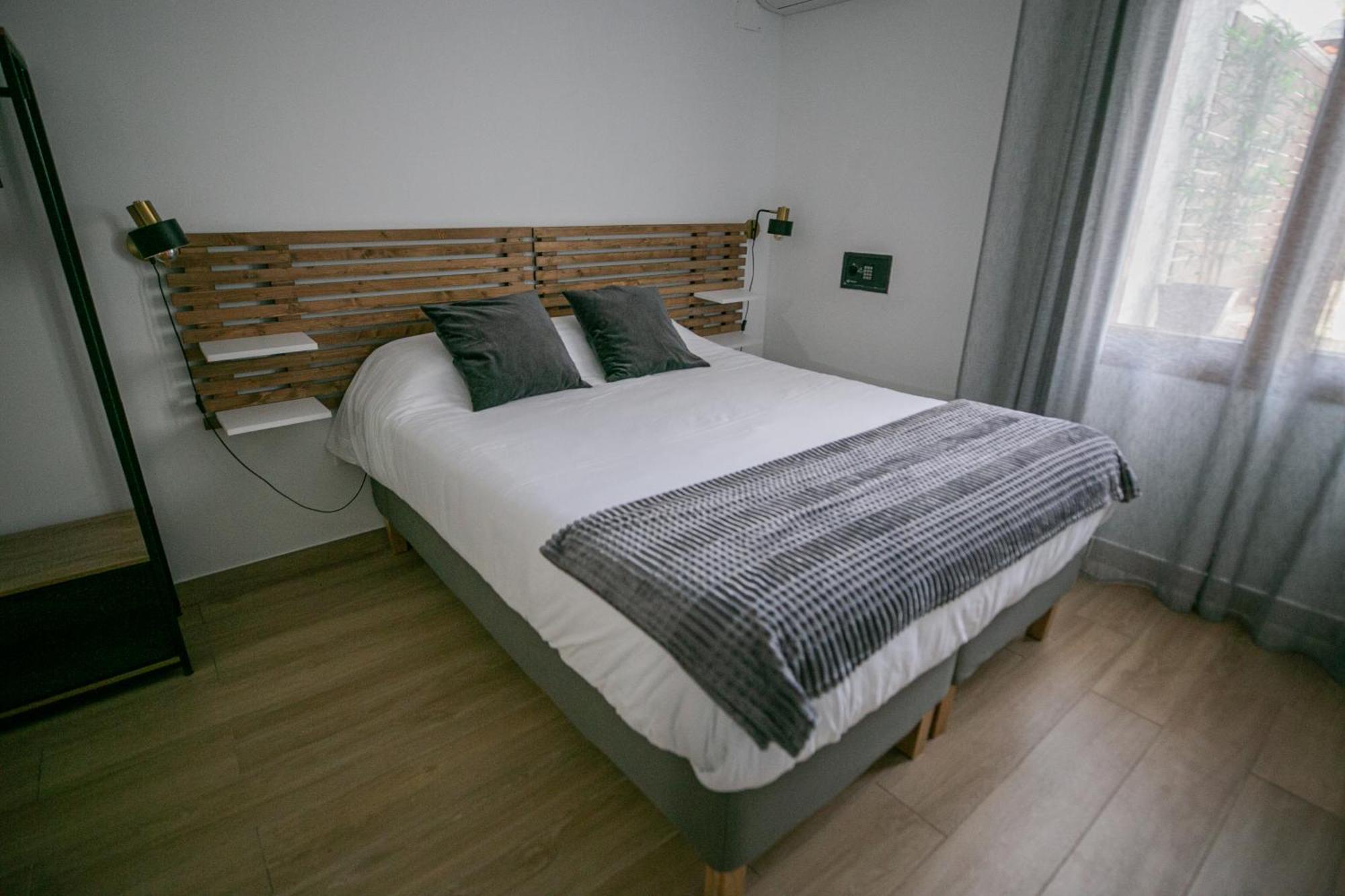 Apartamentos Gemina Mérida Kültér fotó
